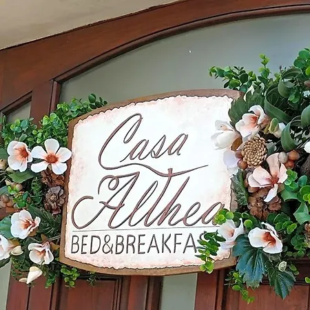 Casa Althea 3* 밀로